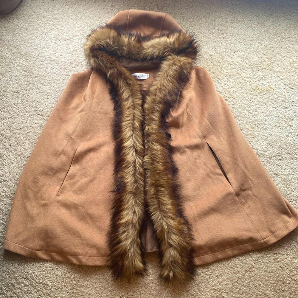 Chicwish Tan Fur Trmmied Caplet
